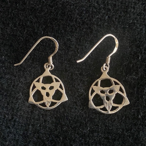 Celtic Triquetra Dangle Earrings - Picture 2 of 2